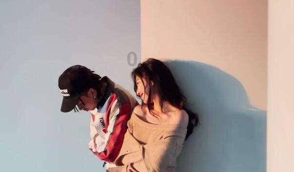 假如被鲸鱼吞下肚，还能活着的可能性有多大呢？游戏画面