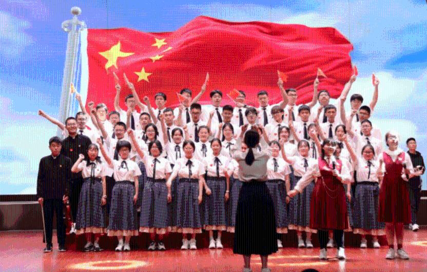 曹操杀了杨修之后,为了试探其父杨彪,就明知故问:“才几天不见,你怎么瘦成