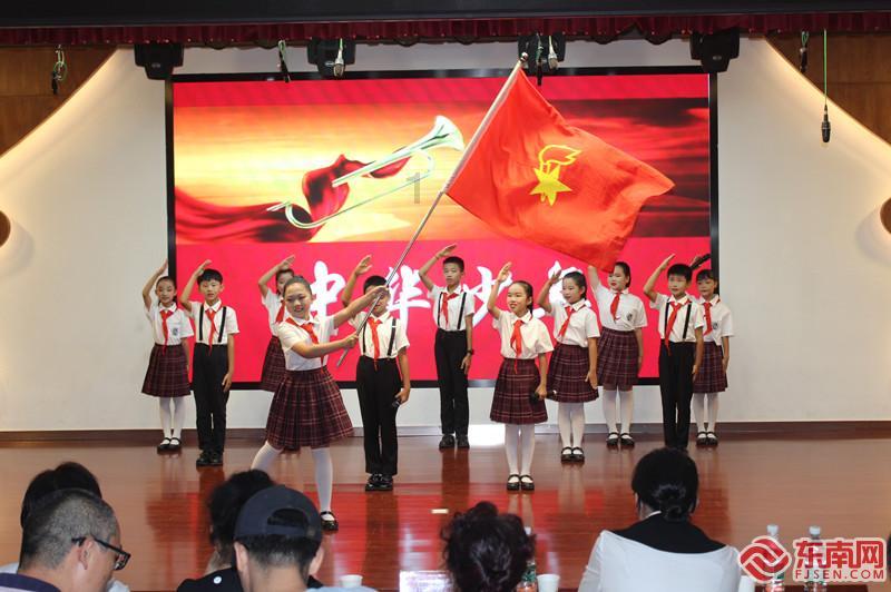 小魔仙的晚礼服