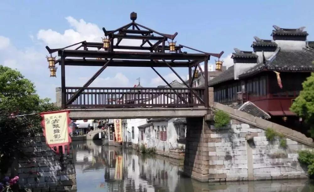 万众狂欢